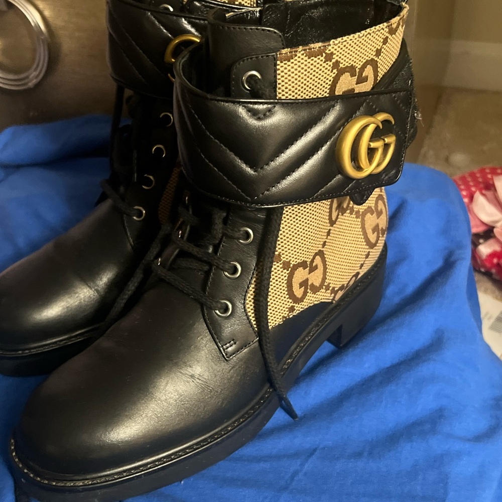 Gucci boots worn twice way to tight - Picture 7 of 8